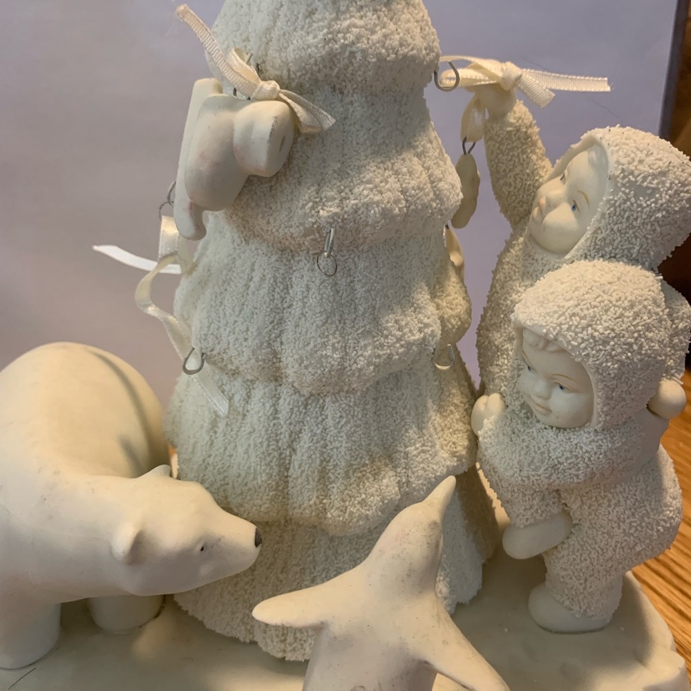 Dept 56 Snowbabies "LIFT ME HIGHER, I CAN'T REACH" - Picture 2 of 8